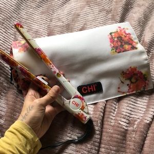 *FINAL MARKDOWN* Floral Chi Flat Iron & case